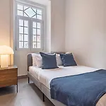 Retreat Residences 3 By Lovelystay Σίντρα