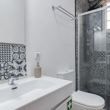 Retreat Residences 3 By Lovelystay * 辛特拉